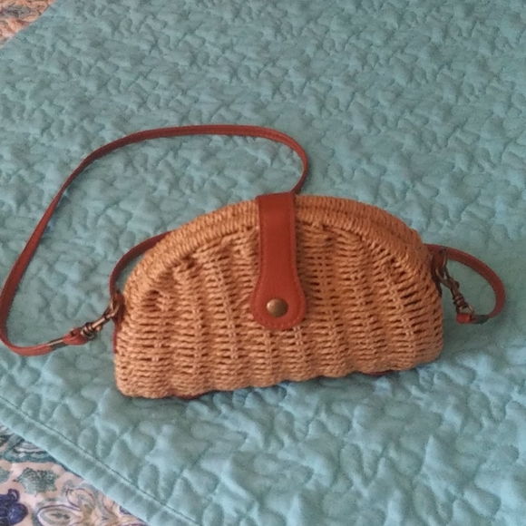 Purse - Picture 1 of 6